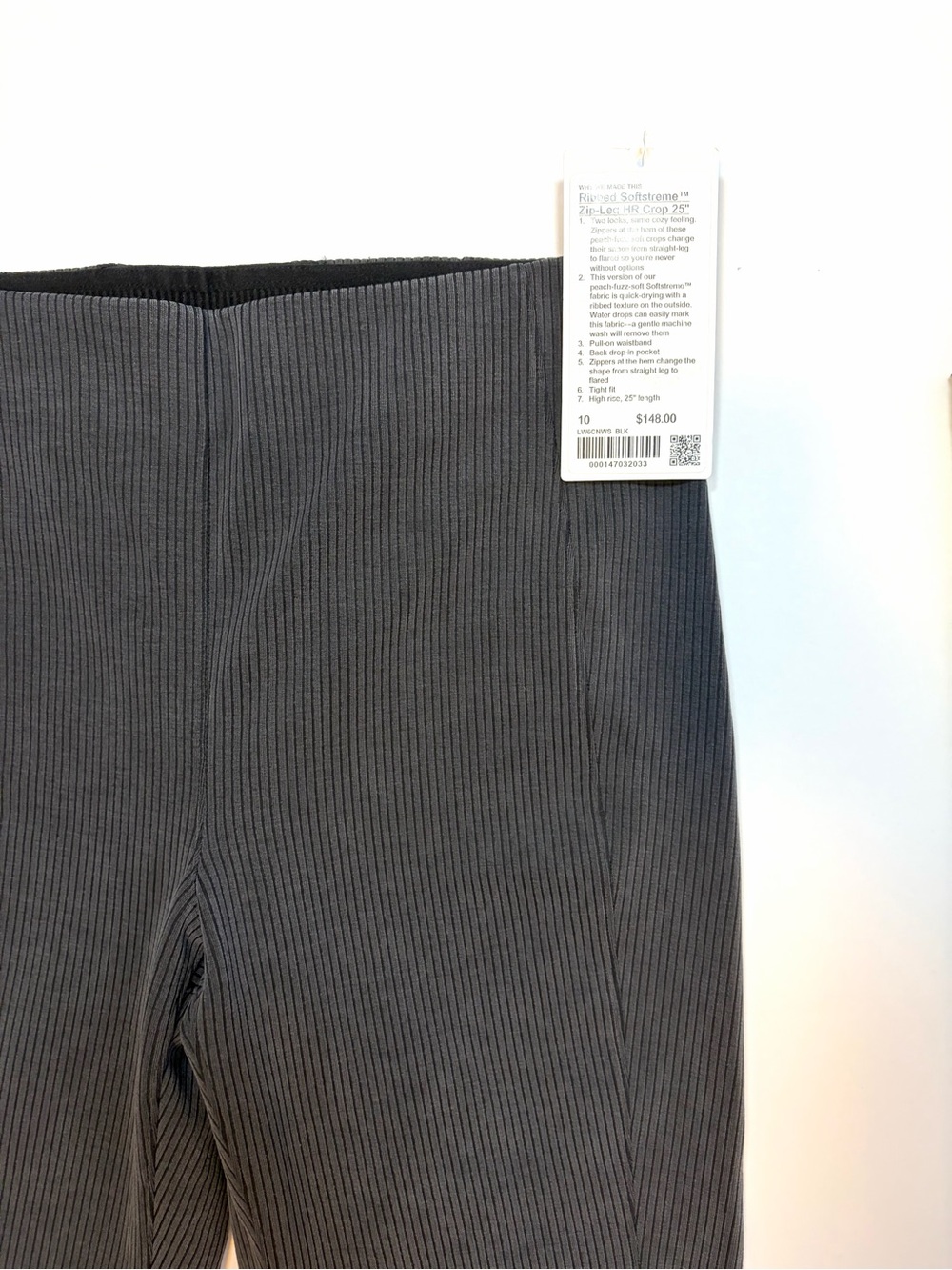 NWT!Lululemon Ribbed Softstreme Zip-Leg
High-Rise Cropped Pants 25" Sz:10 Black - Picture 8 of 12